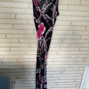 Long dress with chain